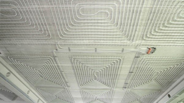 COOLFIX_KCLC1_pic_1 CLIMATEFIX ceiling heating and cooling active ceiling with visible loops on the ceiling.