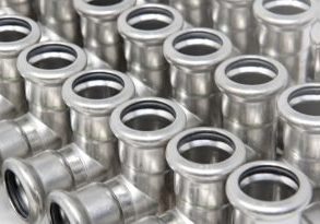 STEELFIX stainless steel piping equals tees all lined up in a row.
